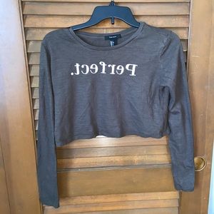 Forever 21 Long sleeve T-shirt